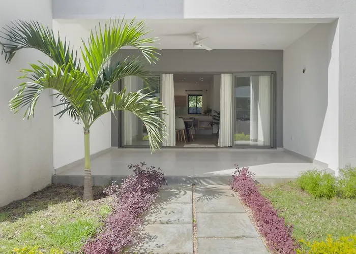 Residence Coastal View - Privilege Appartement In The Heart Of Grand-Baie